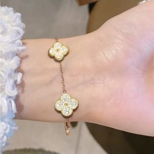 Beautiful shell Bracelet